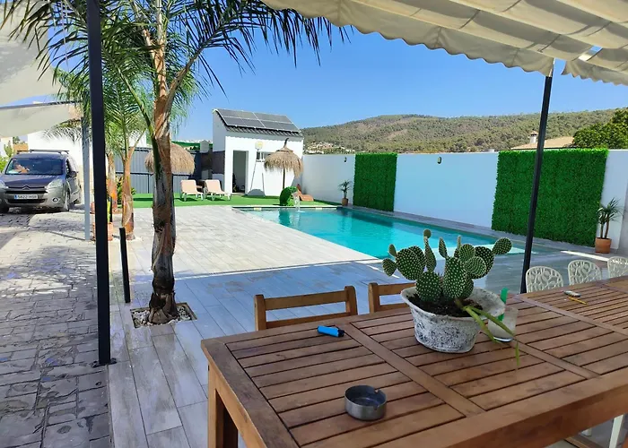 Chalet En Montellano