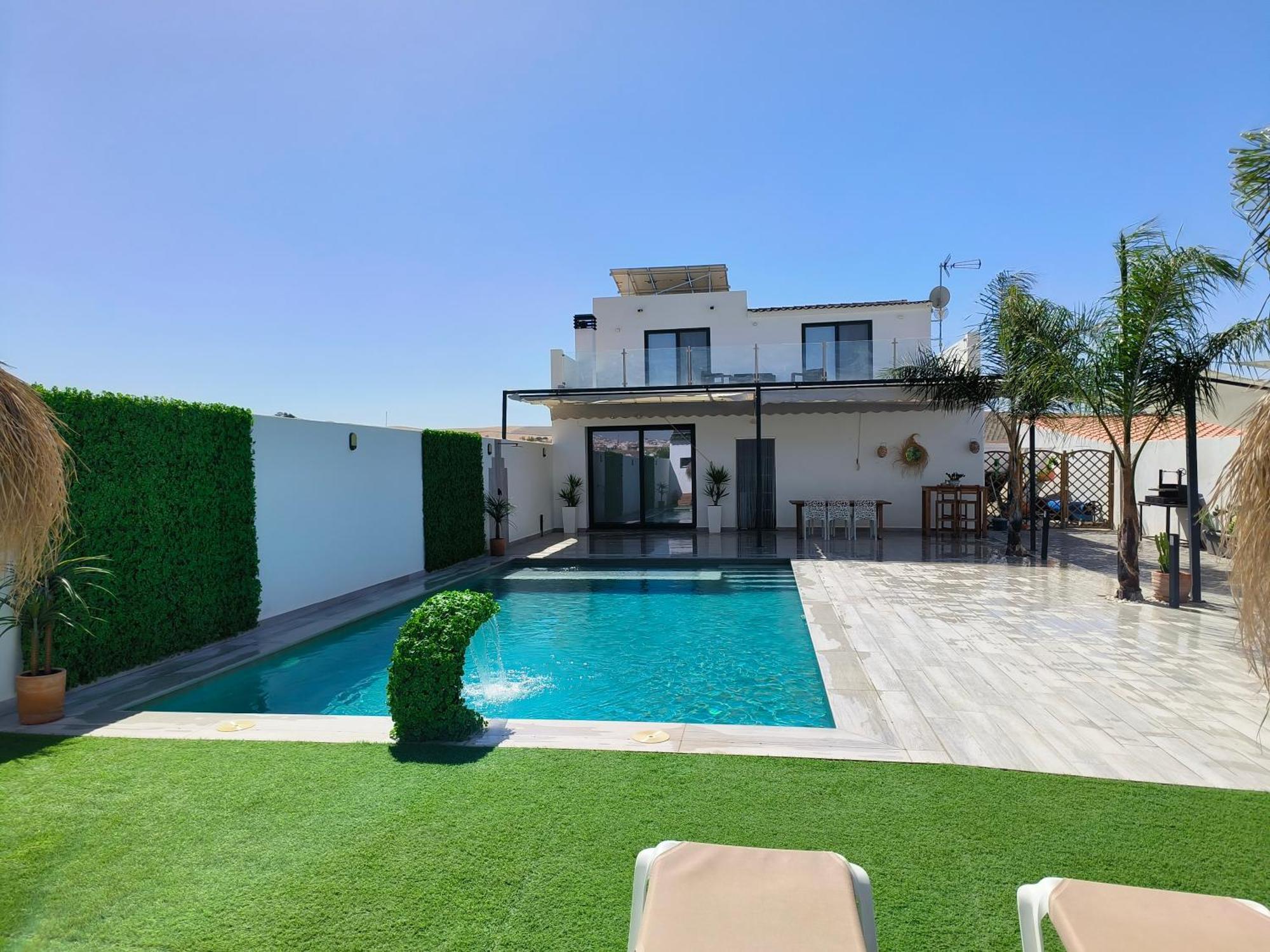 En Holiday home Montellano